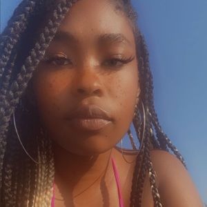 Meet your Posher, Ciara